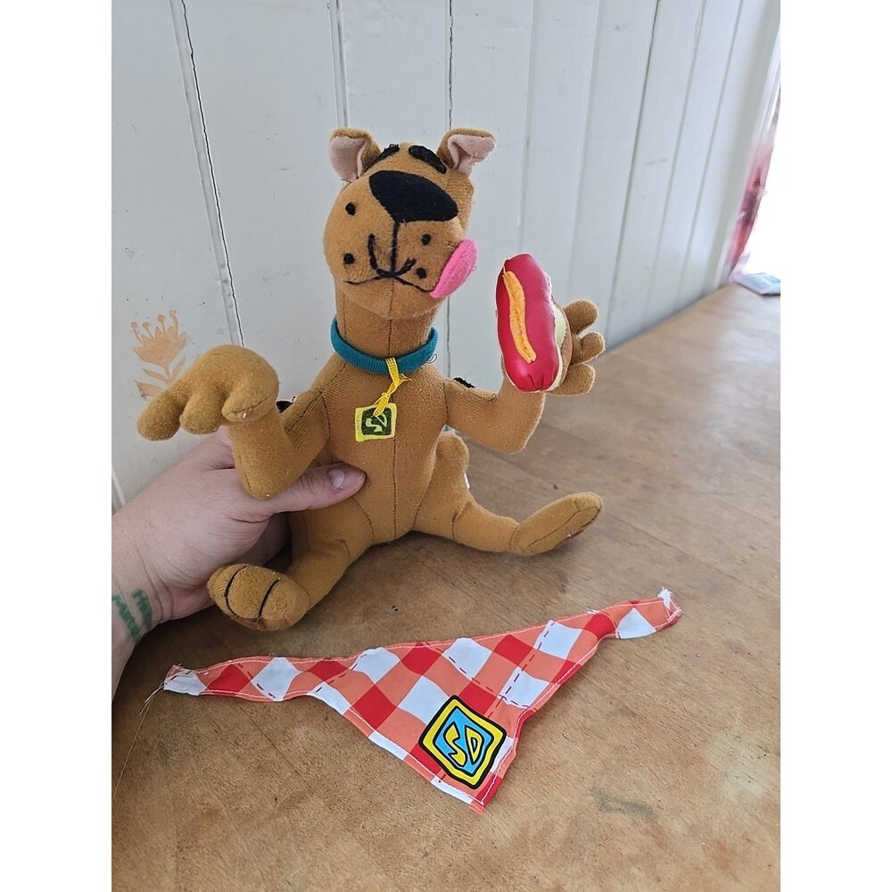 Scooby-doo Plush Hot Dog Handkerchief Cartoon Network Stuffed Animal 8" Toy 1998